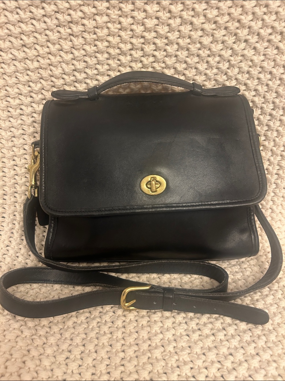 Coach Vintage Court Bag Top Handle/Crossbody/Shoulder bag #D9P-9870